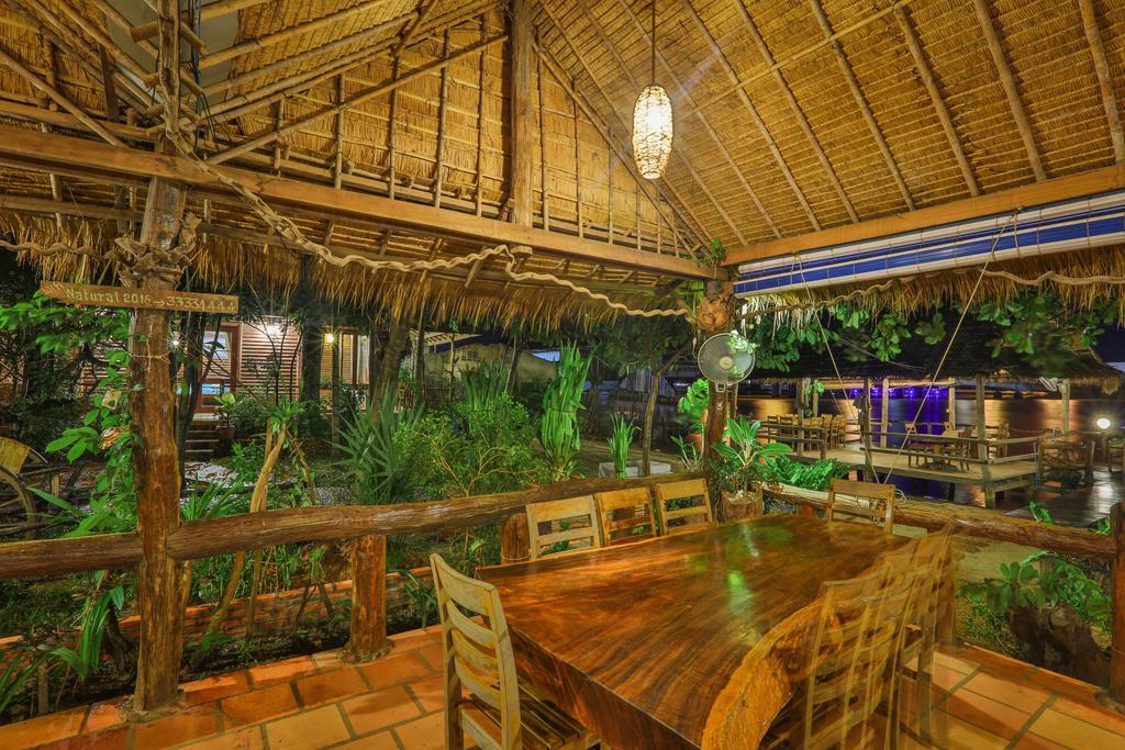 קמפוט Natural Bungalows Restaurant And Bar מראה חיצוני תמונה